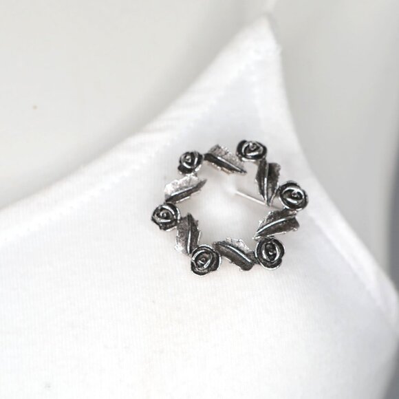 Vintage Sarah Coventry Silver Tone Rose Wreath Brooch Pin 80s Jewelry Designer - Picture 6 of 8
